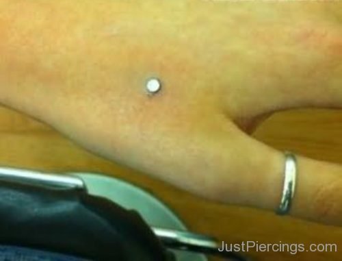 Hand Dermal Piercing-JP1063