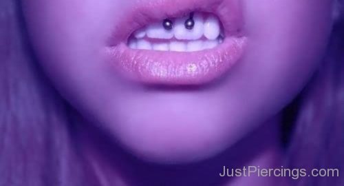 Lip Frowny Face Piercing-JP1140