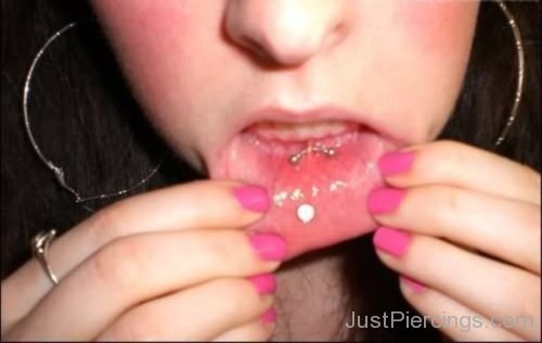 Lip Frowny Piercing 1-JP1077