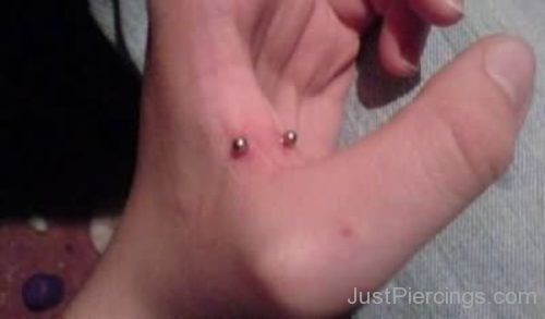 New Hand Piercing With Barbell-JP1150