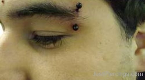 Vertical Eyebrow Piercing with Blackline Barbells For Girls-JP1339